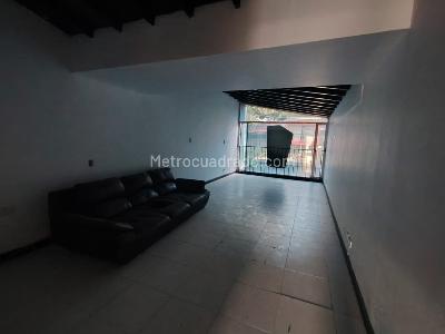 Casa en arriendo en El Poblado, Medellín · foto 6 de 20