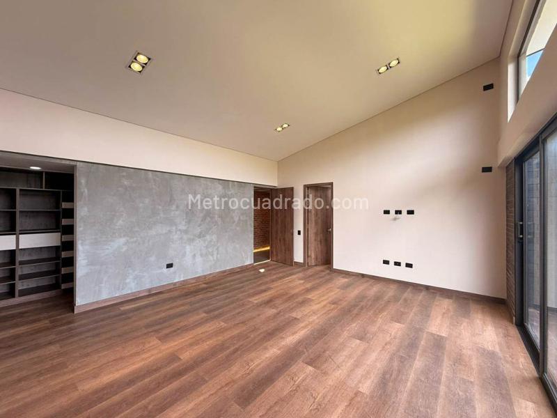 Finca en Arriendo, Puro Cuero, Retiro - Altro