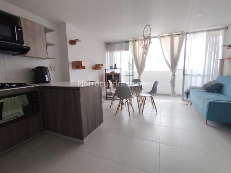 2BR Apartment in El Poblado (65 m²) - 2