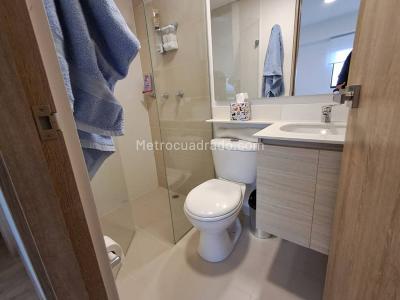 Apartamento de 2 alcobas en venta en Barro Blanco, Rionegro, 72 m² · foto 4 de 11