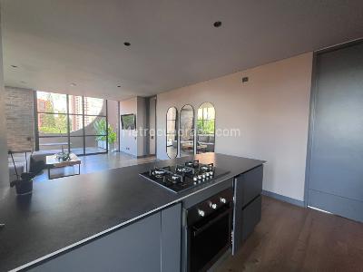 Apartamento de 2 alcobas en venta en El Poblado, Medellín, 122 m² · foto 8 de 14