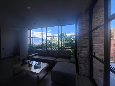 Apartamento de 2 alcobas en venta en El Poblado, Medellín, 122 m² · foto 13 de 14