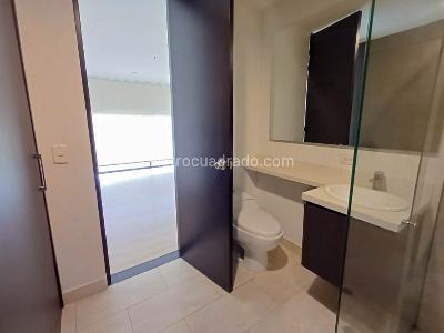 Apartamento de 1 alcoba en venta en Via Aeropuerto, Rionegro, 66 m² · foto 8 de 20