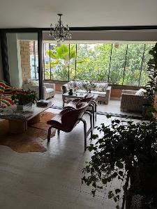 Apartamento de 2 alcobas en arriendo en El Poblado, Medellín, 145 m² · foto 6 de 17