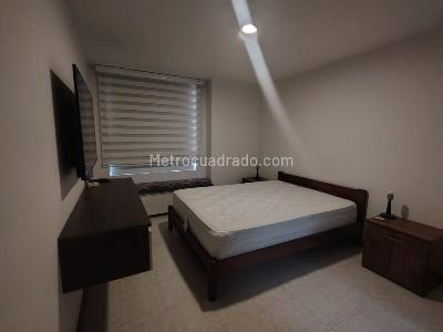 Apartamento de 3 alcobas en arriendo en El Poblado, Medellín, 92 m² · foto 8 de 13