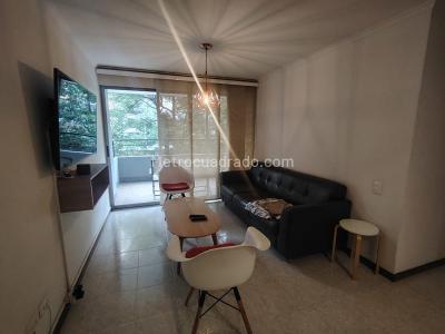 Apartamento de 3 alcobas en arriendo en El Poblado, Medellín, 92 m² · foto 2 de 13