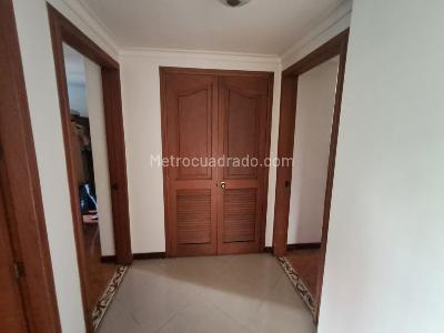Apartamento en arriendo en El Poblado, Medellín · foto 12 de 18