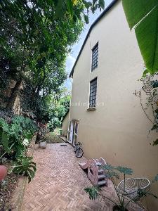 Casa de 4 alcobas en arriendo en El Poblado, Medellín, 260 m² · foto 12 de 20