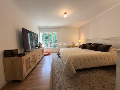 Casa de 4 alcobas en arriendo en El Poblado, Medellín, 260 m² · foto 16 de 20