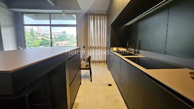 Apartamento de 1 alcoba en venta en El Poblado, Medellín, 94 m² · foto 5 de 12