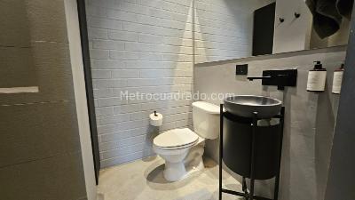 Apartamento de 1 alcoba en venta en El Poblado, Medellín, 94 m² · foto 8 de 12