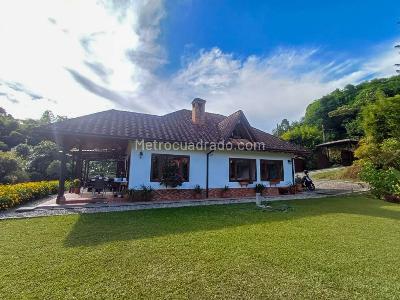 Casa de 3 alcobas en venta en Via El Carmen, Rionegro · foto 8 de 20