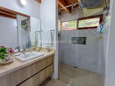 Casa de 3 alcobas en venta en Via El Carmen, Rionegro · foto 19 de 20