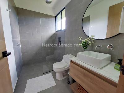 Casa de 3 alcobas en venta en Vereda El Tablazo, Rionegro, 330 m² · foto 13 de 20