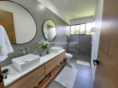 Casa de 3 alcobas en venta en Vereda El Tablazo, Rionegro, 330 m² · foto 15 de 20