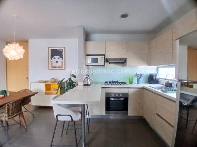 Apartamento en arriendo en El Poblado, Medellín · foto 3 de 16