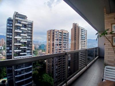 Apartamento en arriendo en El Poblado, Medellín · foto 4 de 16
