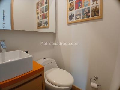 Apartamento en arriendo en El Poblado, Medellín · foto 8 de 16