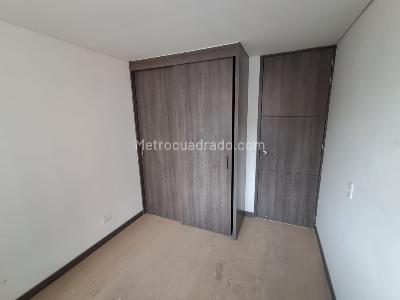 Apartamento de 3 alcobas en arriendo en Candelaria, Sabaneta, 75 m² · foto 3 de 8