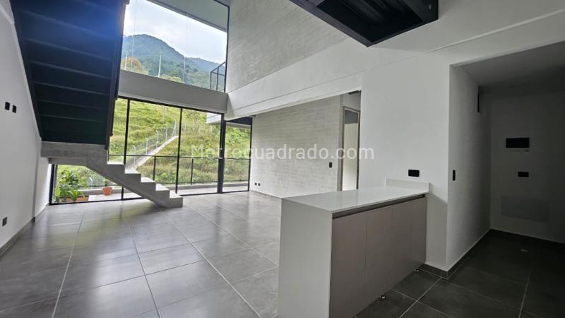 2BR Apartment in Loma Del Escobero (110 m²)