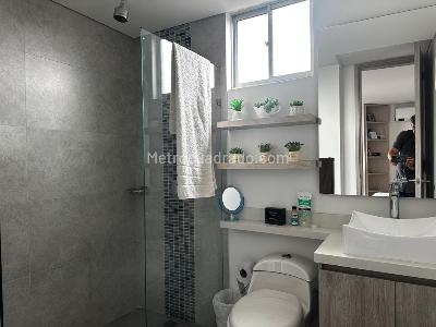 Apartamento de 3 alcobas en venta en La Magnolia, Envigado, 107 m² · foto 11 de 19