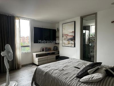Apartamento de 3 alcobas en venta en La Magnolia, Envigado, 107 m² · foto 12 de 19
