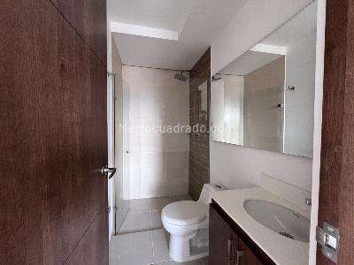 Apartamento de 3 alcobas en arriendo en Alejandría, Medellín, 110 m² · foto 7 de 11