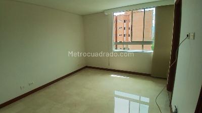 Apartamento de 3 alcobas en arriendo en Laureles, Medellín, 160 m² · foto 3 de 11