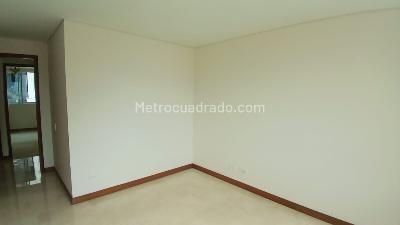 Apartamento de 3 alcobas en arriendo en Laureles, Medellín, 160 m² · foto 5 de 11