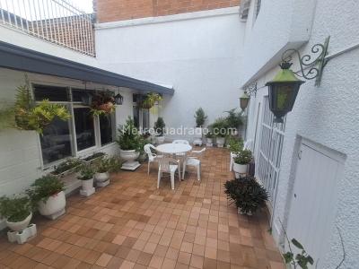 Casa de 5 alcobas en arriendo en Belen, Medellín, 220 m² · foto 9 de 20