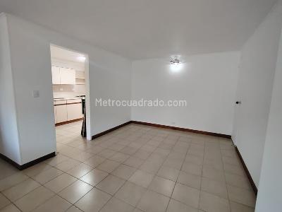 Apartamento en arriendo en El Portal, Envigado · foto 4 de 9