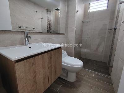 Apartamento en arriendo en El Portal, Envigado · foto 8 de 9