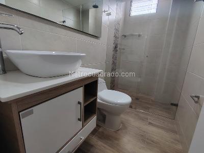 Apartamento en arriendo en El Portal, Envigado · foto 9 de 9