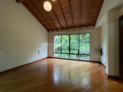 Casa de 3 alcobas en venta en El Poblado, Medellín, 217 m² · foto 14 de 19