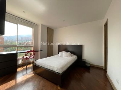 Apartamento en arriendo en El Poblado, Medellín · foto 6 de 14