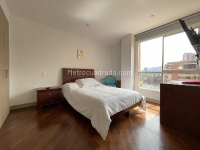 Apartamento en arriendo en El Poblado, Medellín · foto 8 de 14