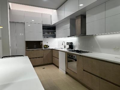 Casa de 3 alcobas en venta en El Poblado, Medellín, 345 m² · foto 2 de 13