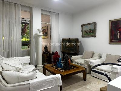 Casa de 3 alcobas en venta en El Poblado, Medellín, 345 m² · foto 5 de 13