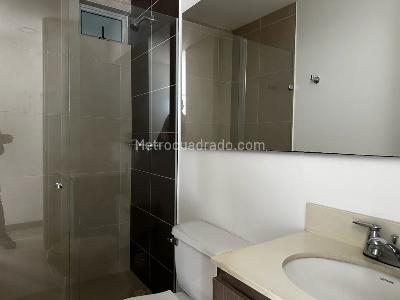 Apartamento de 3 alcobas en venta en Los Alamos, Sabaneta, 66 m² · foto 13 de 14