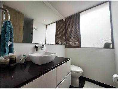 Apartamento en venta en El Esmeraldal, Envigado · foto 10 de 11