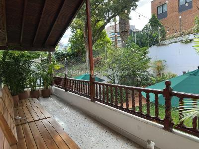 Casa de 5 alcobas en venta en El Poblado, Medellín, 577 m² · foto 11 de 19