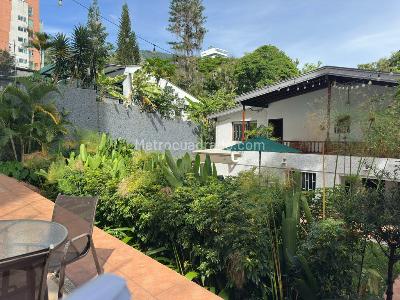 Casa de 5 alcobas en venta en El Poblado, Medellín, 577 m² · foto 15 de 19