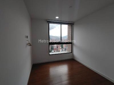 Apartamento en arriendo en El Poblado, Medellín · foto 4 de 12