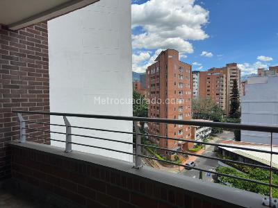 Apartamento de 3 alcobas en venta en Laureles, Medellín, 104 m² · foto 5 de 18