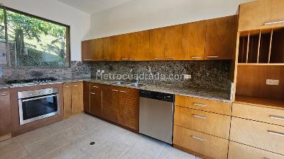 Casa de 3 alcobas en venta en Las Palmas, Medellín, 350 m² · foto 14 de 20