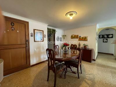 Apartamento en venta en Laureles, Medellín · foto 2 de 13