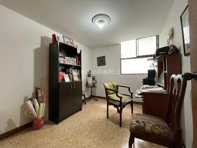 Apartamento en venta en Laureles, Medellín · foto 12 de 13