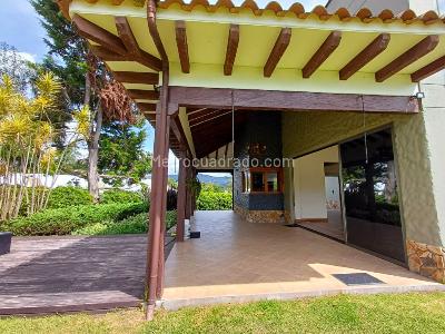 Casa de 3 alcobas en arriendo en Vereda Guayabito, Rionegro, 1800 m² · foto 3 de 20