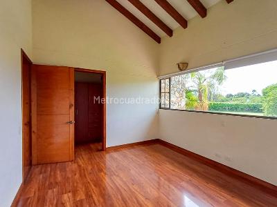 Casa de 3 alcobas en arriendo en Vereda Guayabito, Rionegro, 1800 m² · foto 11 de 20