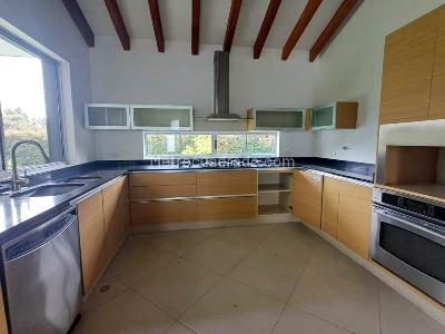 Casa de 3 alcobas en arriendo en Vereda Guayabito, Rionegro, 1890 m² · foto 7 de 20